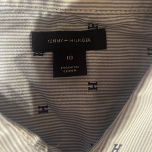 Young boys, Tommy Hilfiger, authentic long sleeve button down shirt size 10